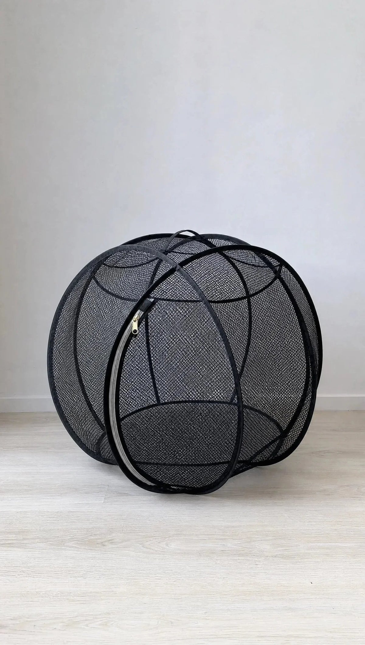 🐈 Pop-Up Mesh Cat Playpen – Roomy 32-Inch Indoor & Outdoor Enclosure